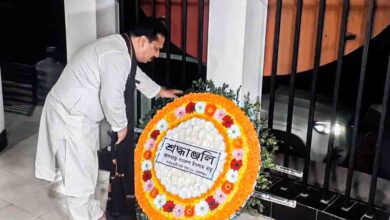 আড়াইহাজারে একুশের প্রথম প্রহরে ভাষাশহীদদের প্রতি শ্রদ্ধা